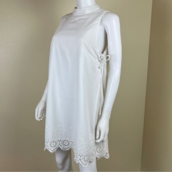 BCBGeneration Women Size M White Cotton Eyelet Mini NEW Shift Dress Party Resort - Picture 4 of 16